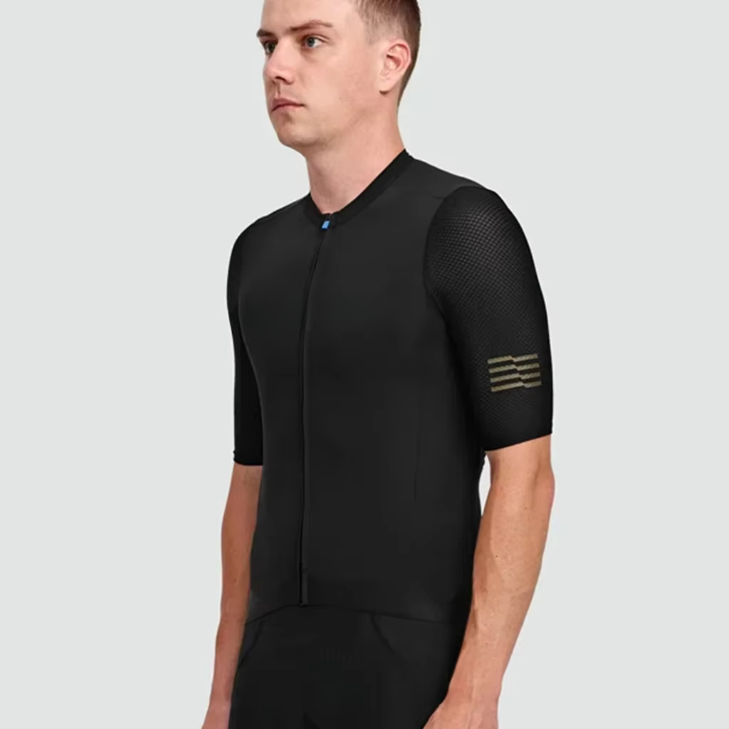 ملابس جيرسي خفيفة الوزن بأكمام - مراجعة Mountain Biking Jerseys Men وسعره